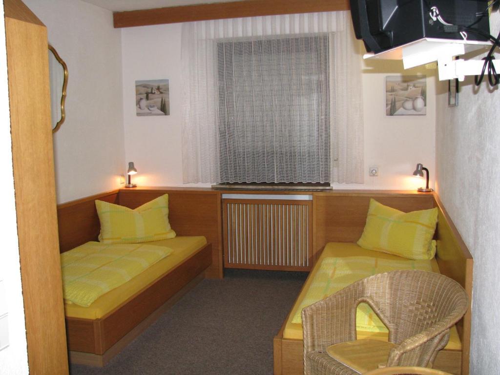 Hotel Erzhausener Hof エクステリア 写真